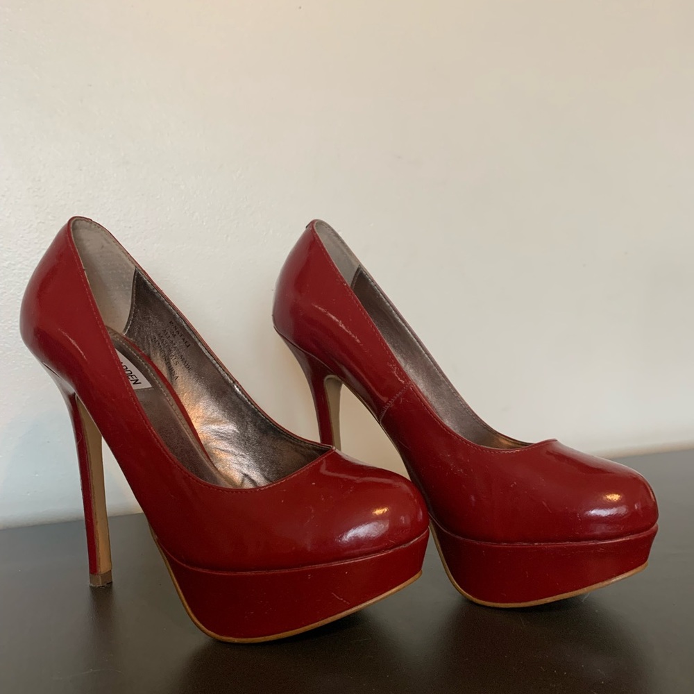 Steve Madden red leather heels size 7.5